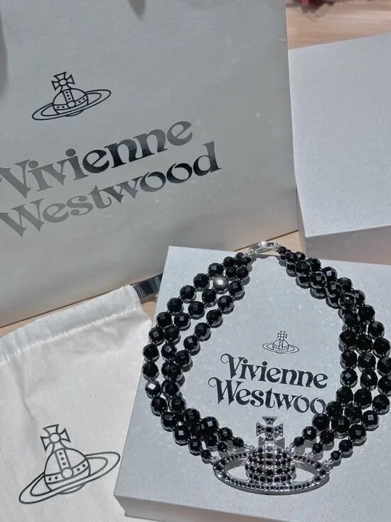 Vivienne Westwood Three Row Pearl Bas Relief Choker in Black (Brand New) - Picture 6 of 6